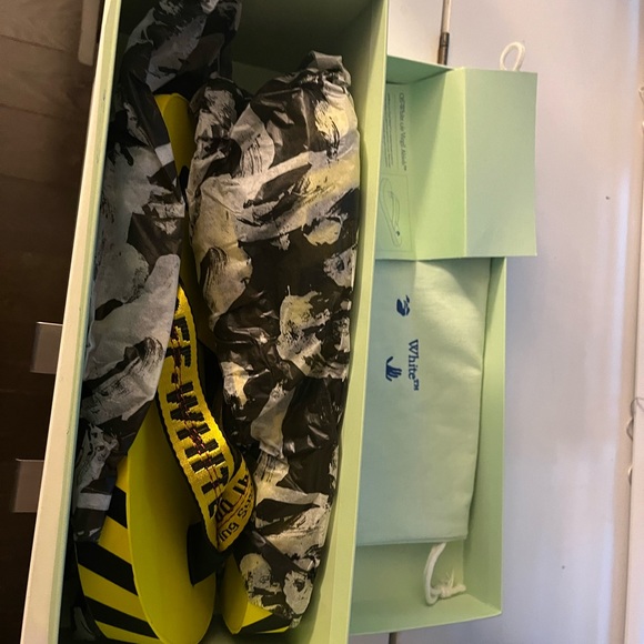 Brand new. Only removed from the box to take these images. - Picture 7 of 7